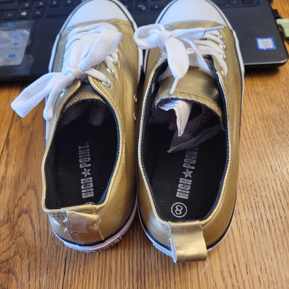 Ladies Sneakers - Picture 4 of 8